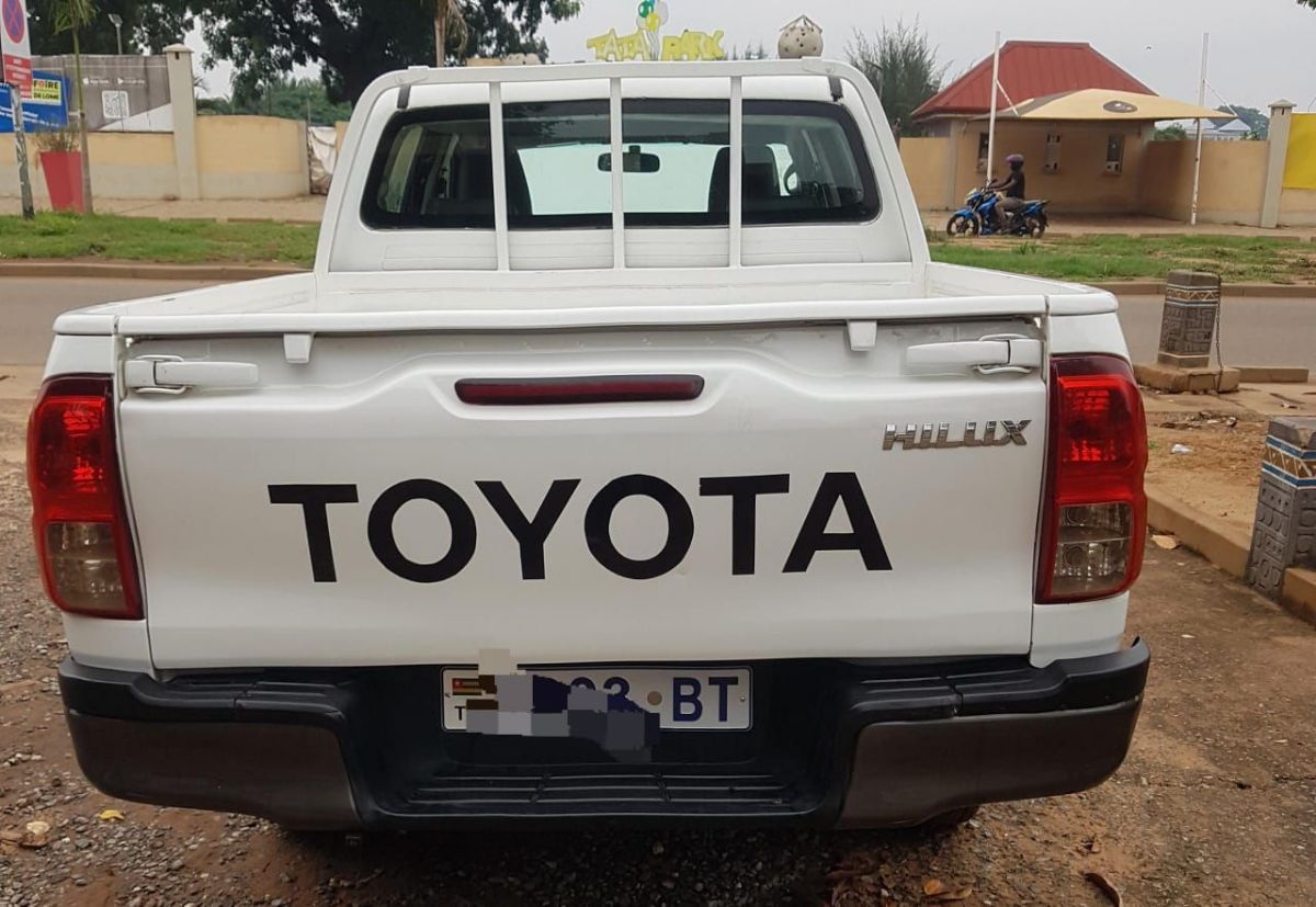 Toyota hilux en vente