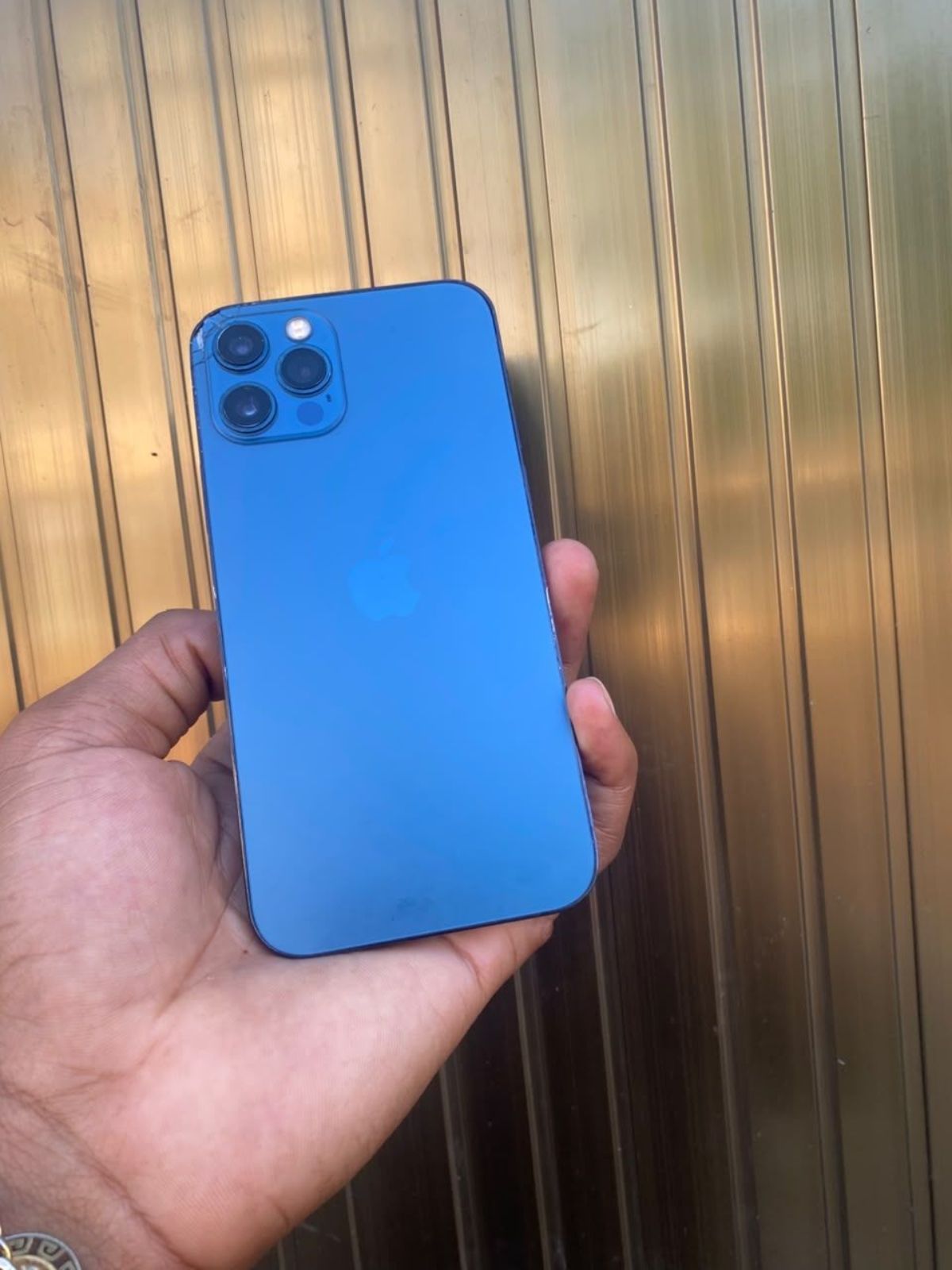 Iphone 12 pro max - photo 2