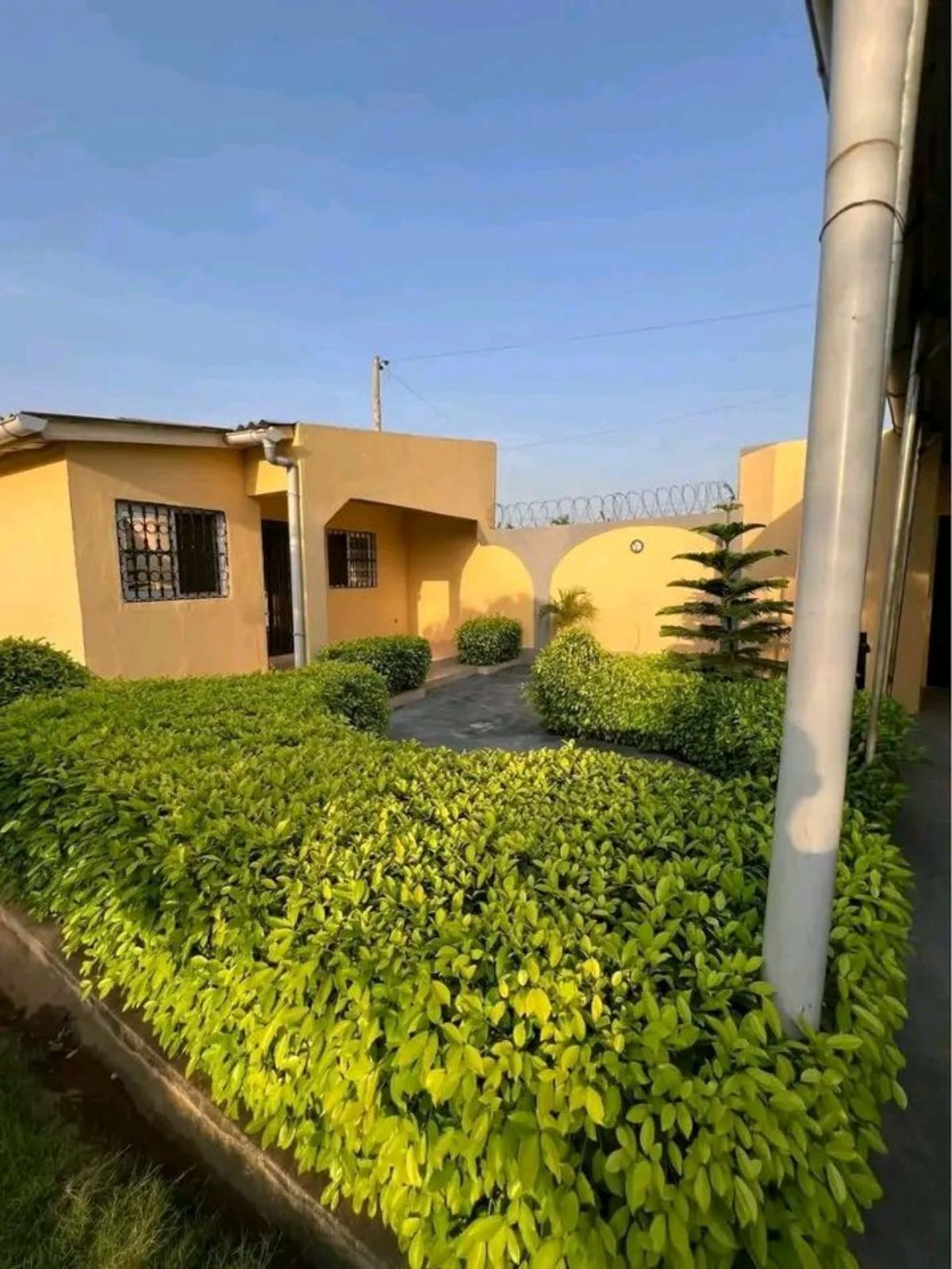 Villa splendide avec jardin en vente à Adidogome - photo 3