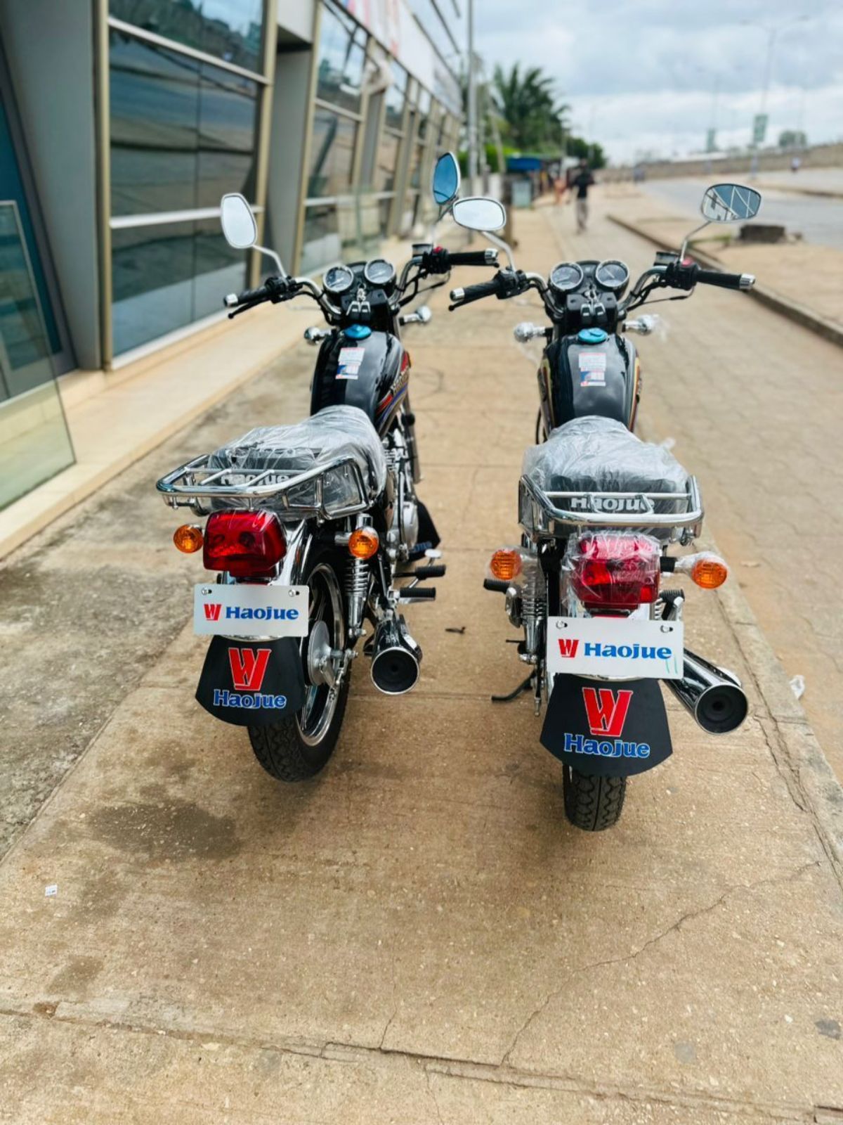 moto haojoue  métro à vendre X2