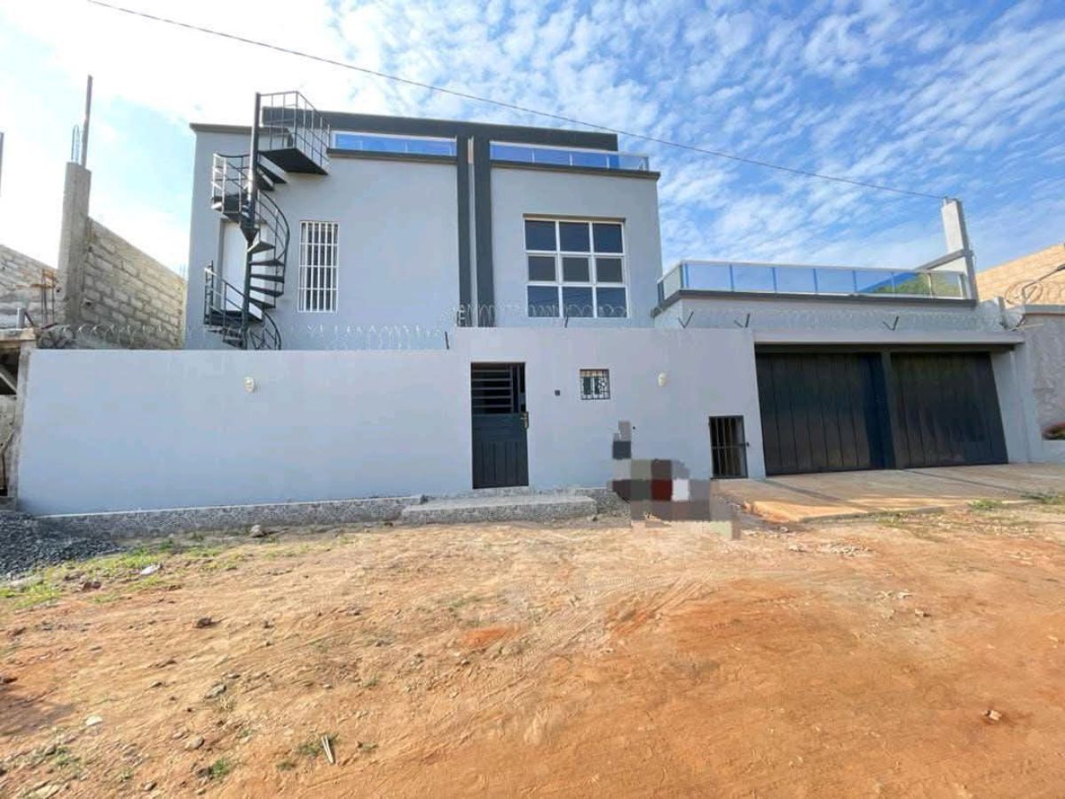 Villa à vendre à Avenou