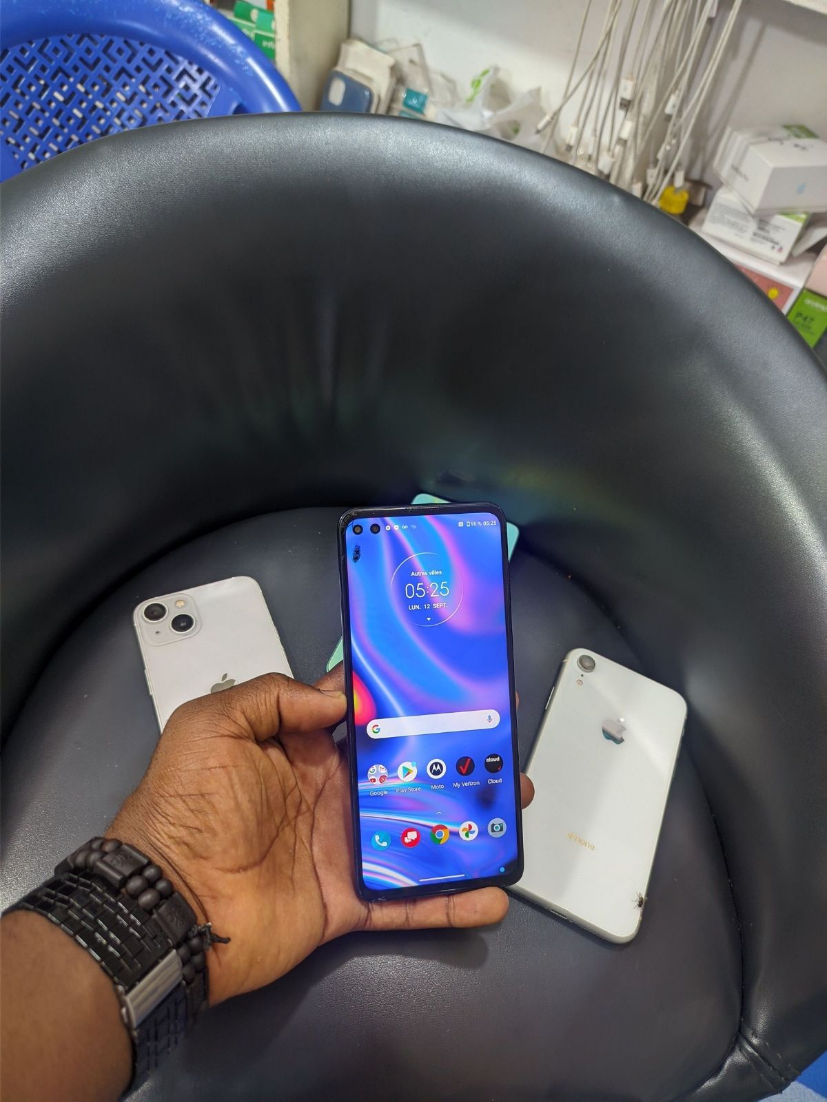 Motorola one 5g 128gb fissuré devant et derrière - photo 2