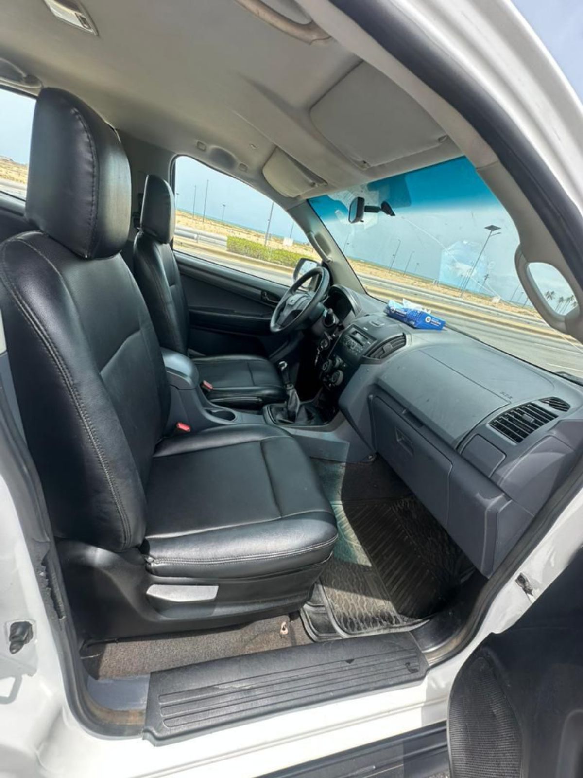 ISUZU D-MAX 2016 DIESEL - photo 3