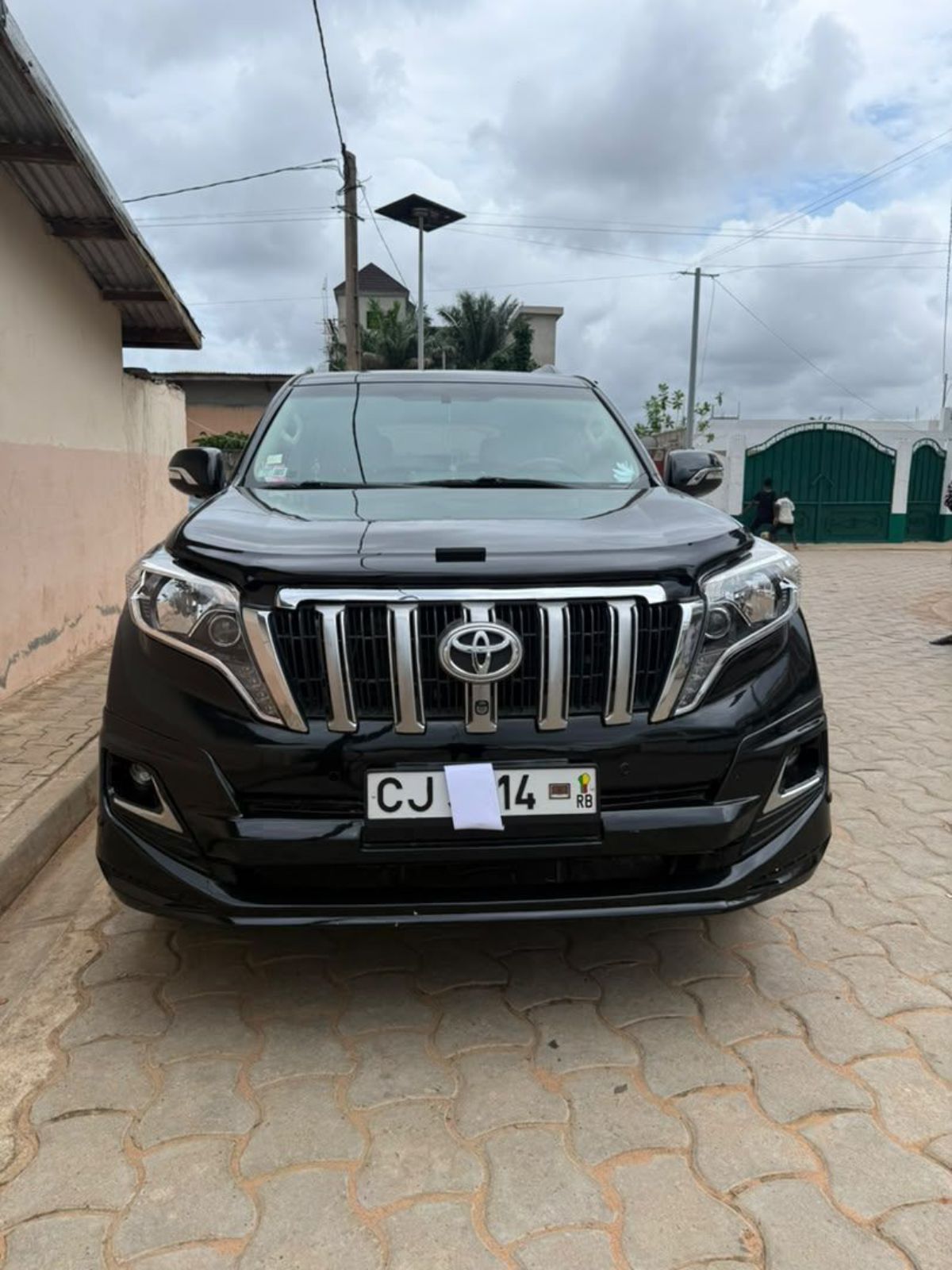 TOYOTA LAND CRUISER PRADO 2010 TURNÉE EN 2017
