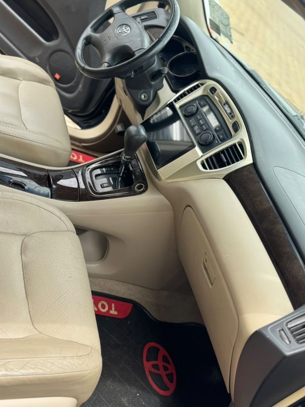 Toyota Highlander limited - photo 3