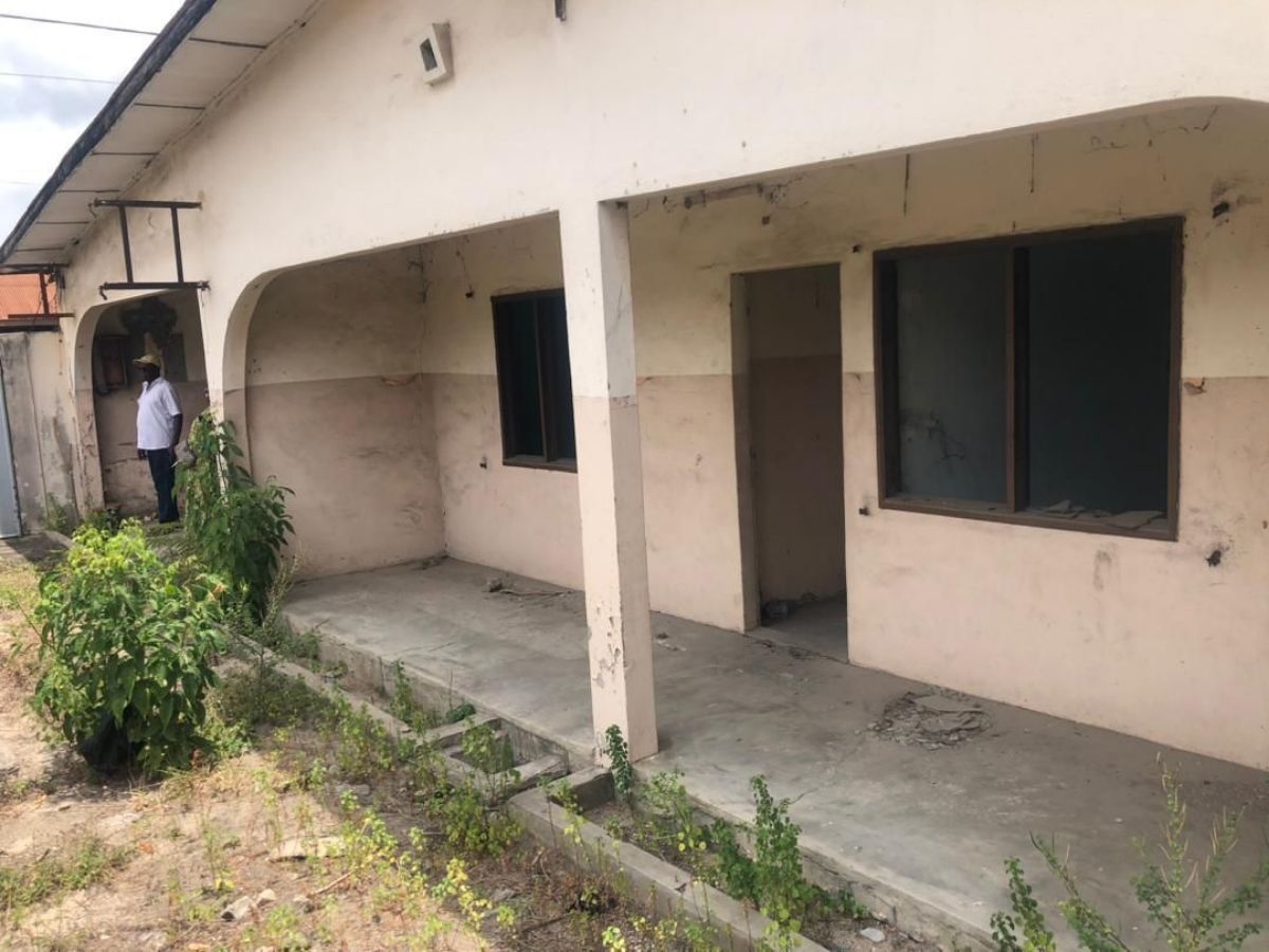 PARCELLE À VENDRE À MIDOMBO