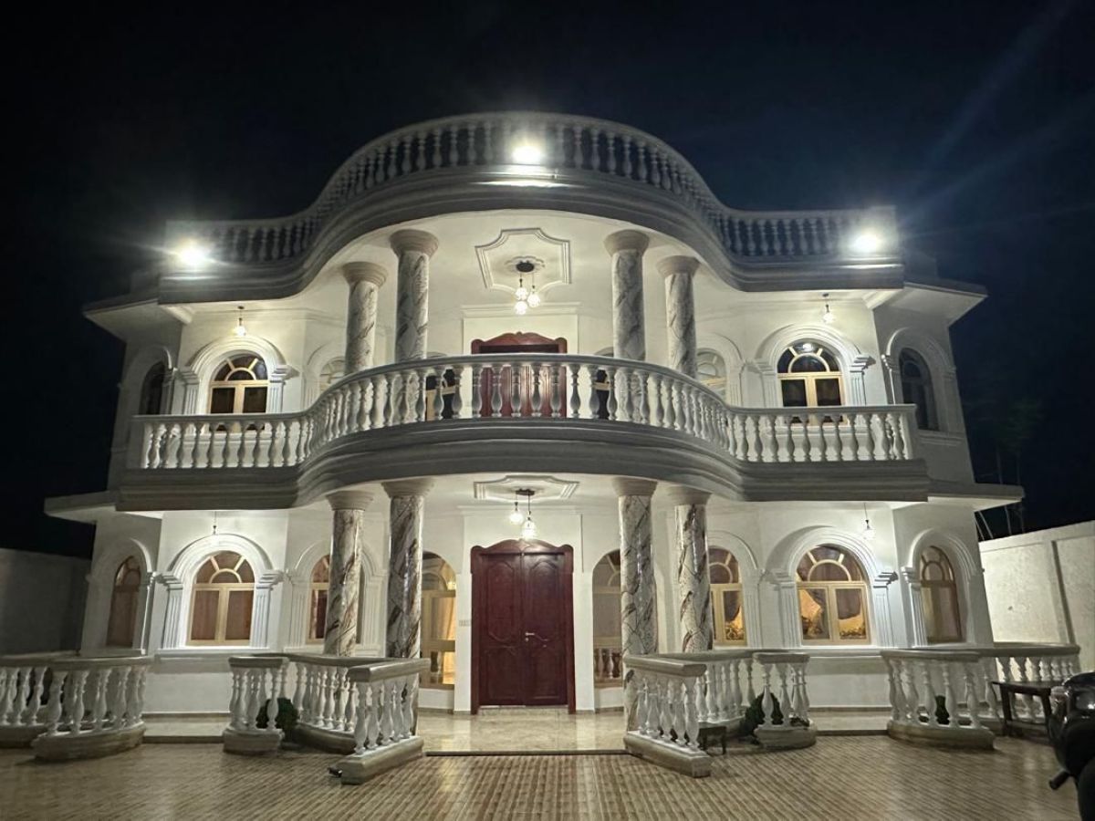 VILLA DUPLEX À VENDRE À BAGUIDA