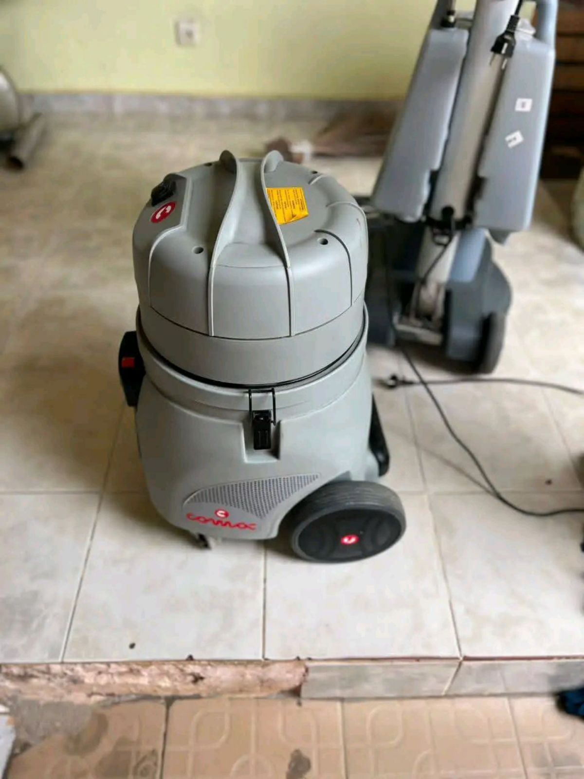 Kit Monobrosse Pro CM43 F et Aspirateur Pro - photo 2