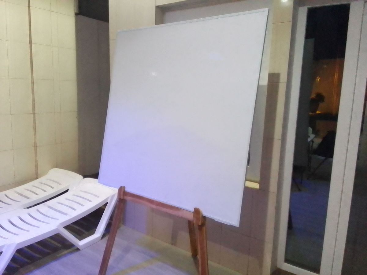 Tableau blanc à marqueur. - photo 3