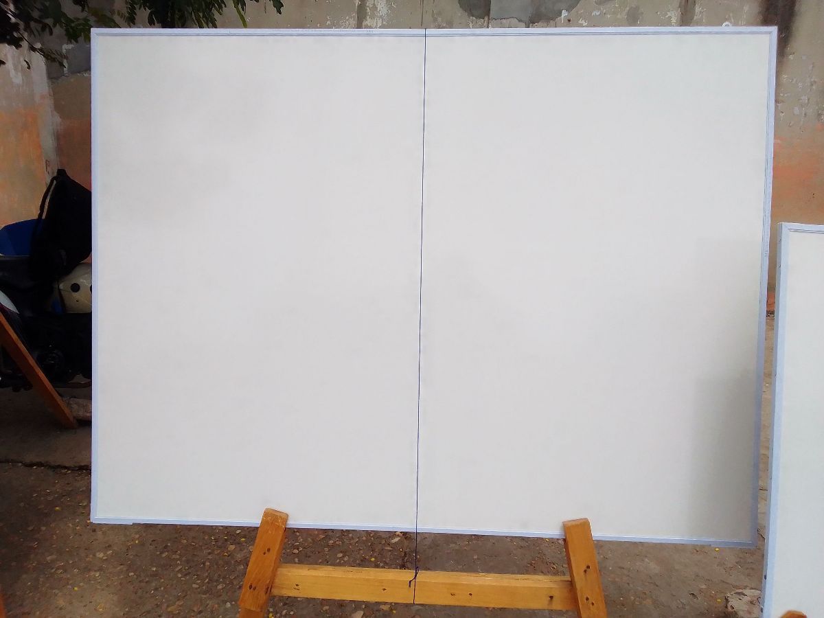 Tableau d&rsquo;étude blanc à marqueur.