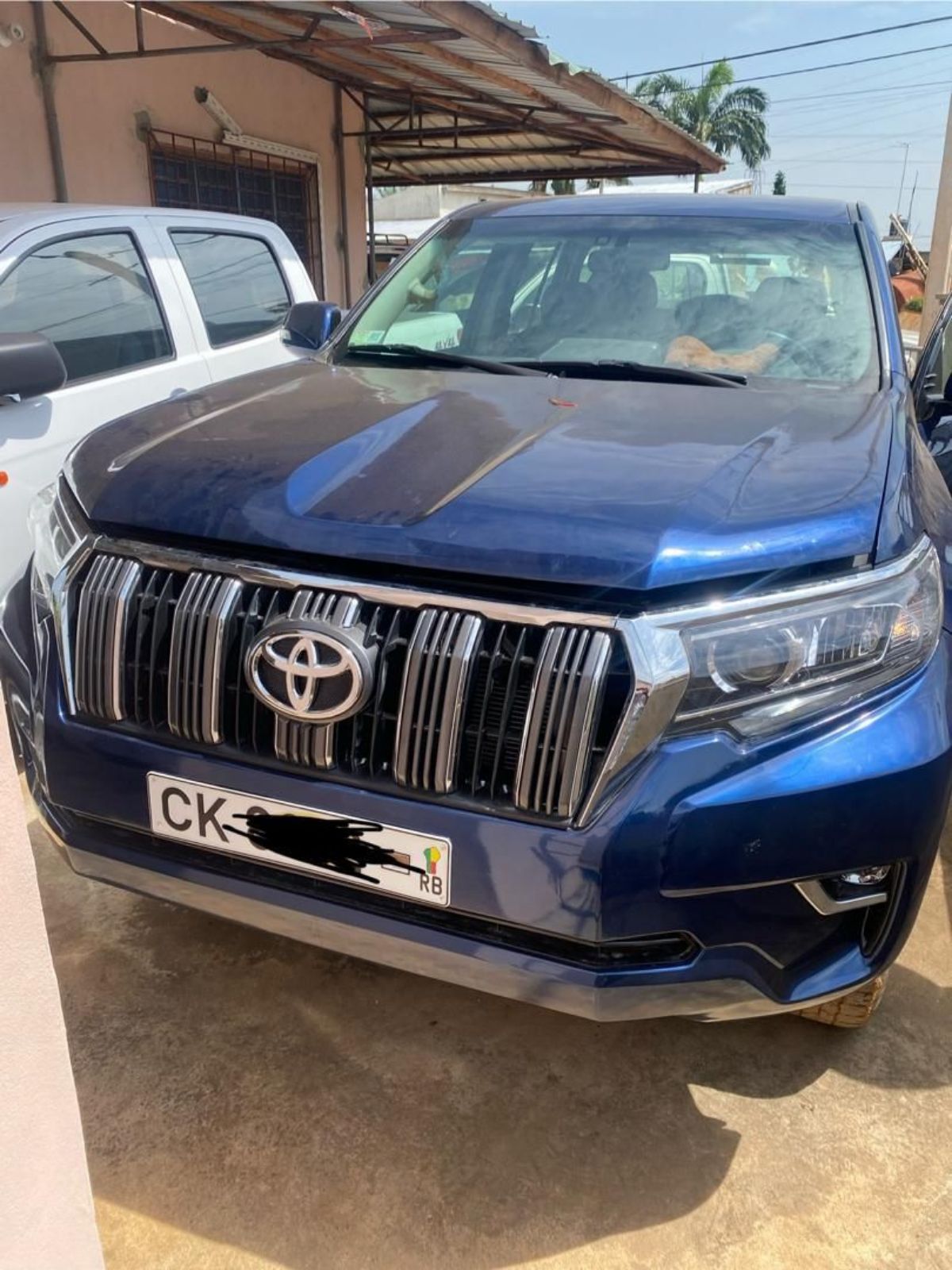 TOYOTA PRADO LAND CRUISER TXL CFAO