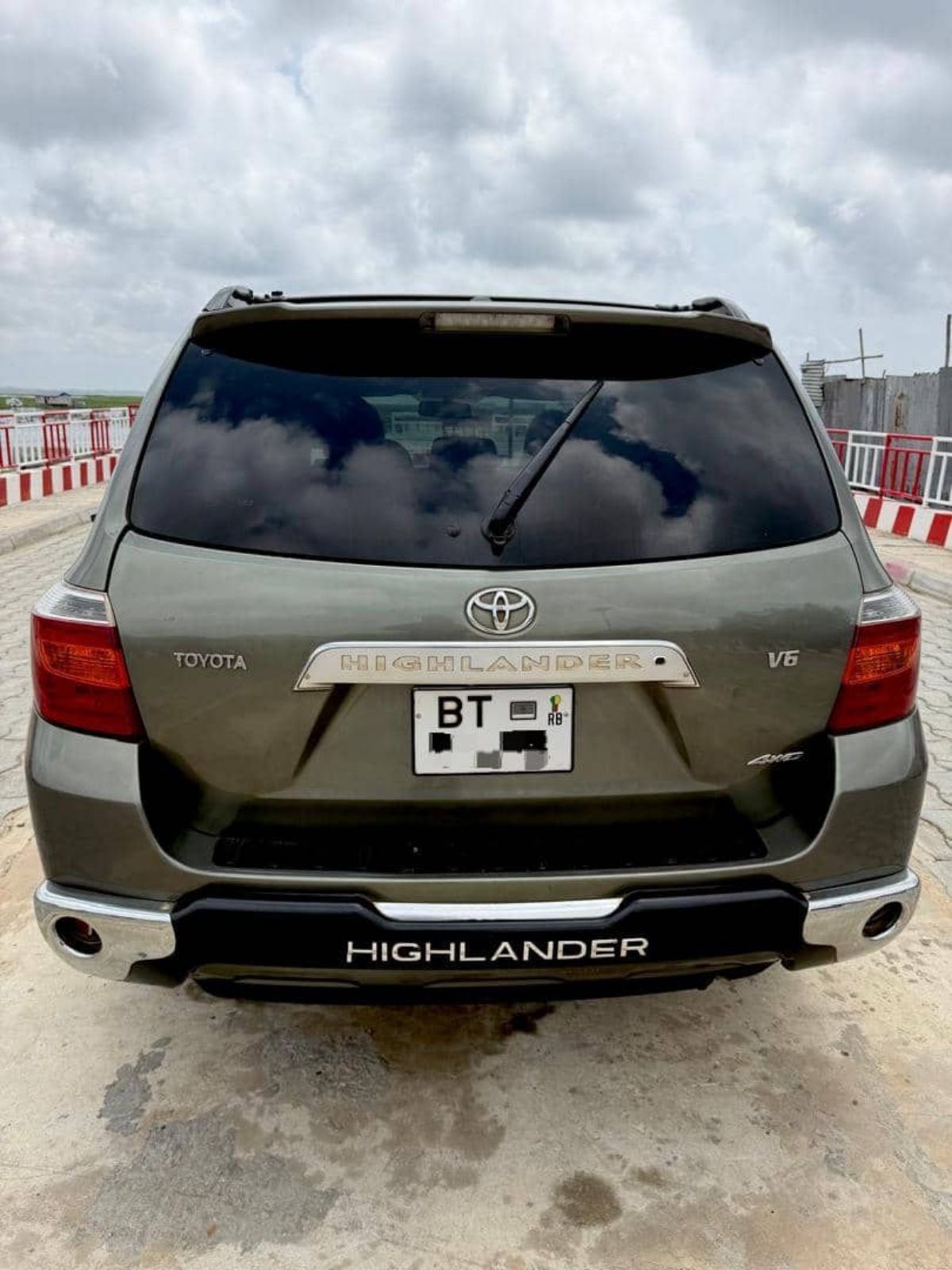 TOYOTA HIGHLANDER - photo 3