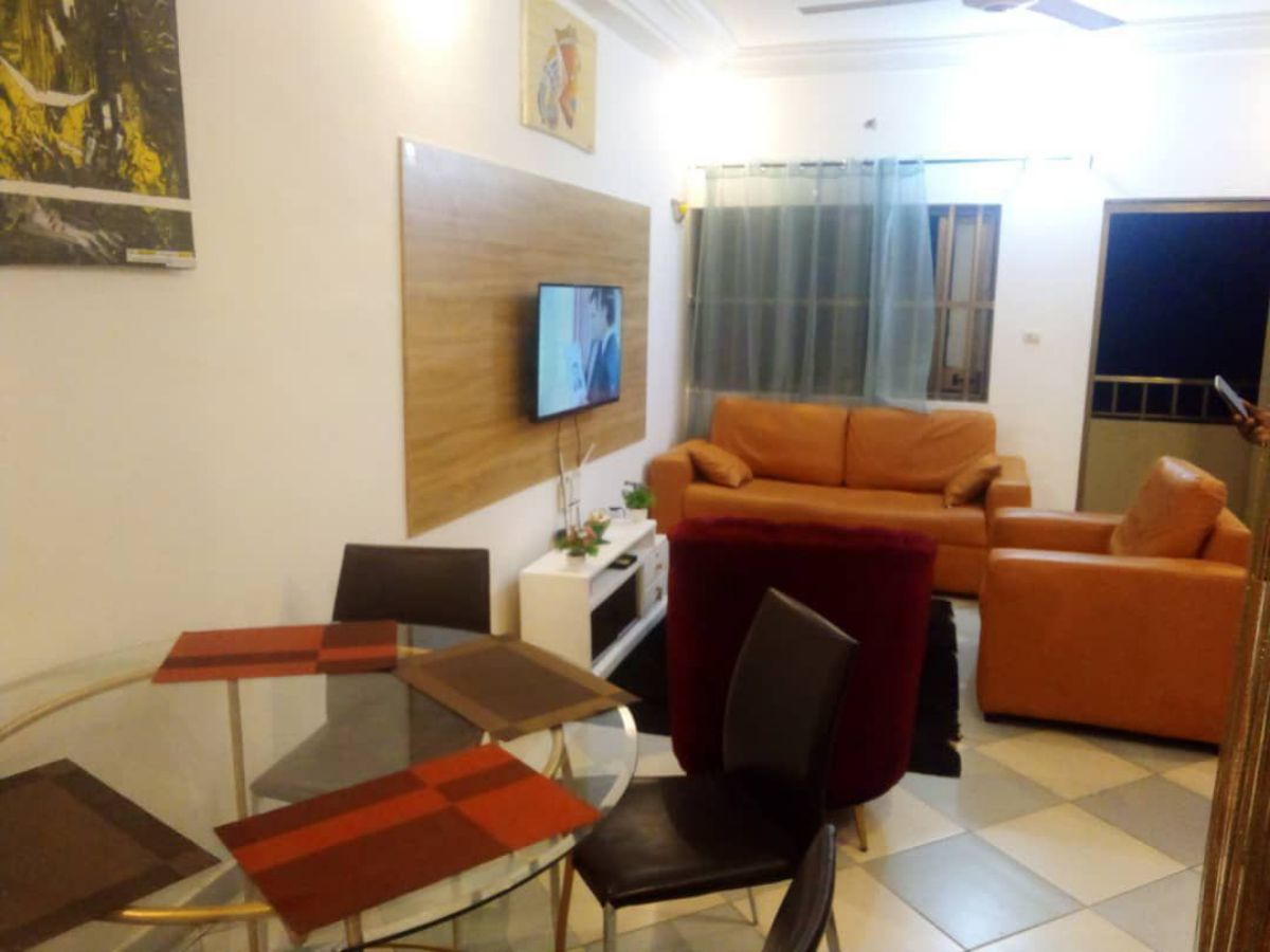 Appartement meublé 2 pièces, Fidjrossè – Cotonou