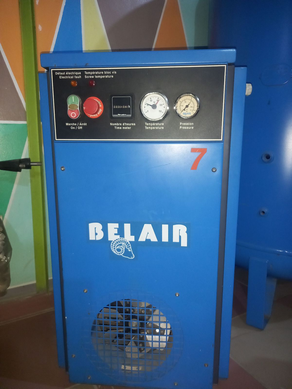 COMPRESSEUR A VIS. BELAIR