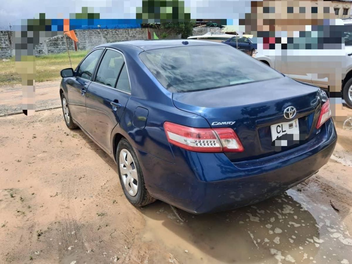TOYOTA  CAMRY 2011