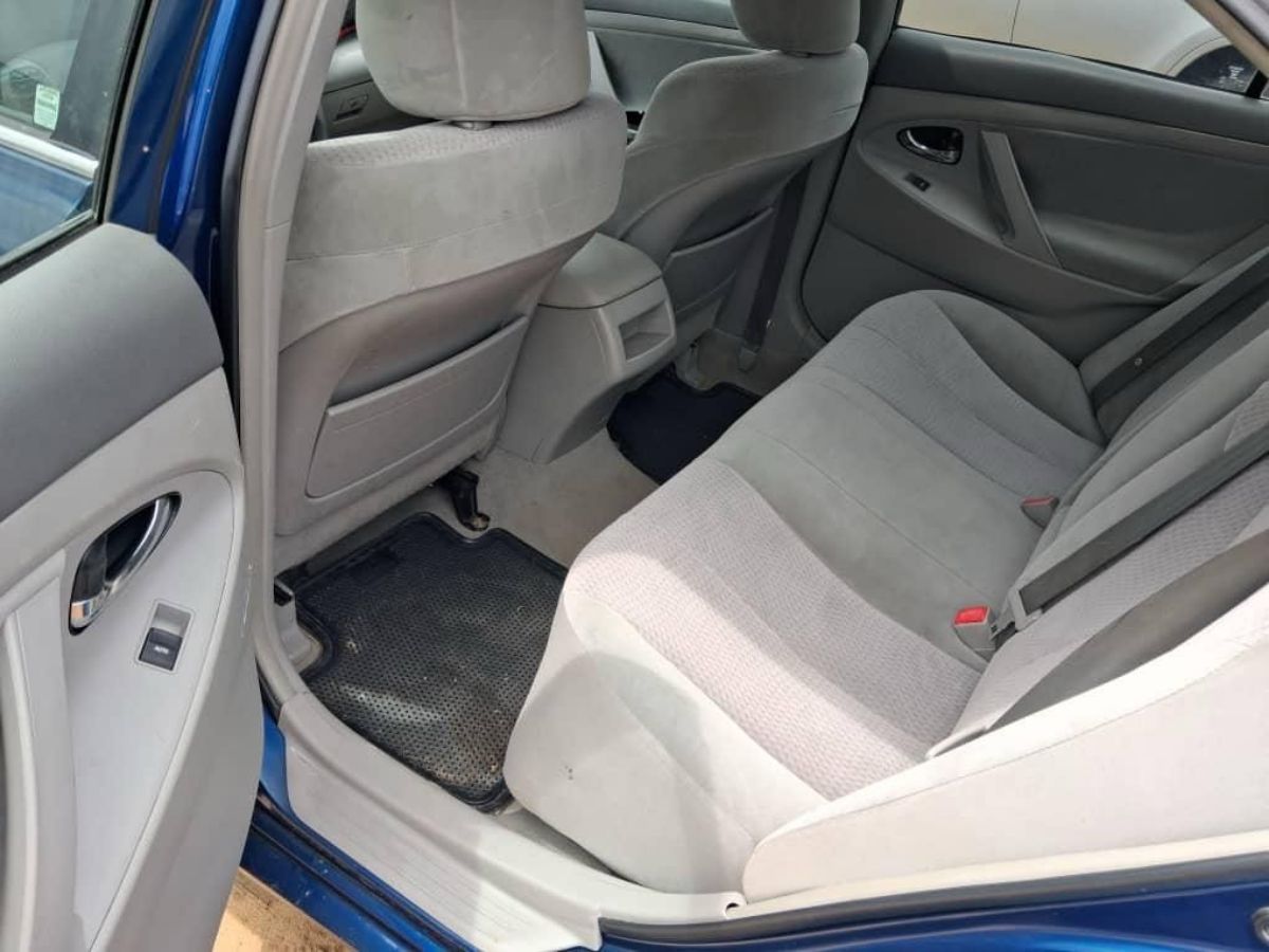 TOYOTA  CAMRY 2011 - photo 3