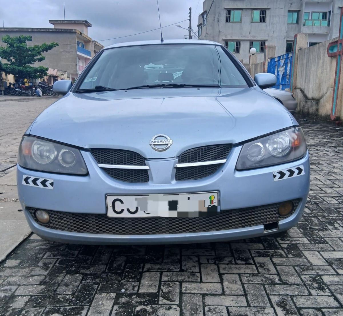 Nissan almera 2005 
Boîte manuelle - photo 2