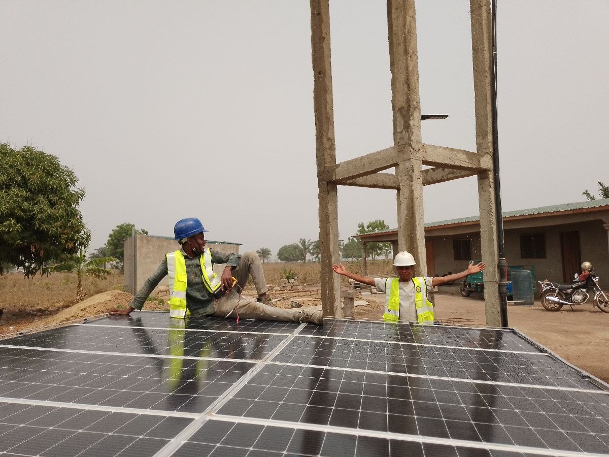 Installation panneaux solaires