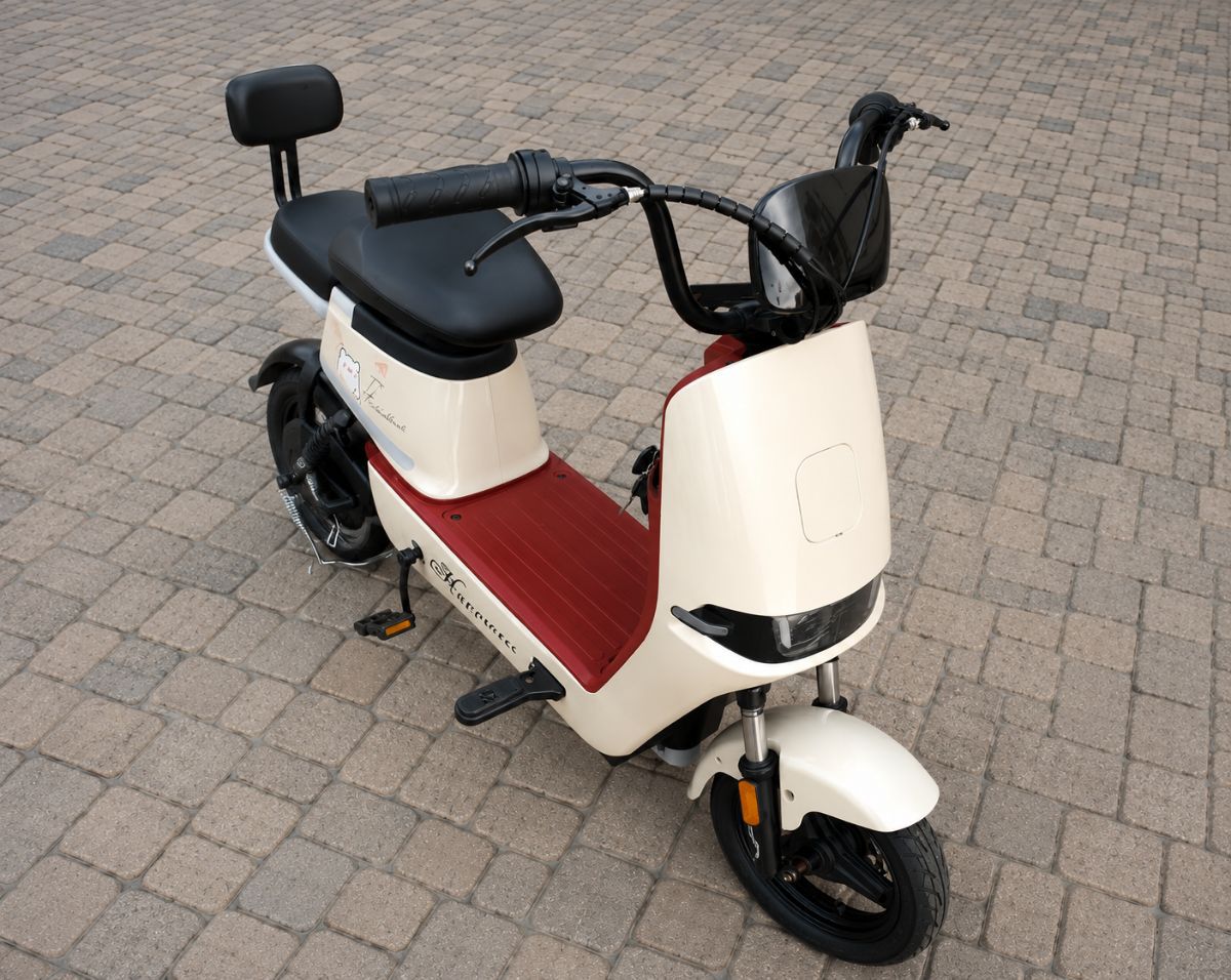 MINI SCOOTER ÉLECTRIQUE RECHARGEABLE - photo 2