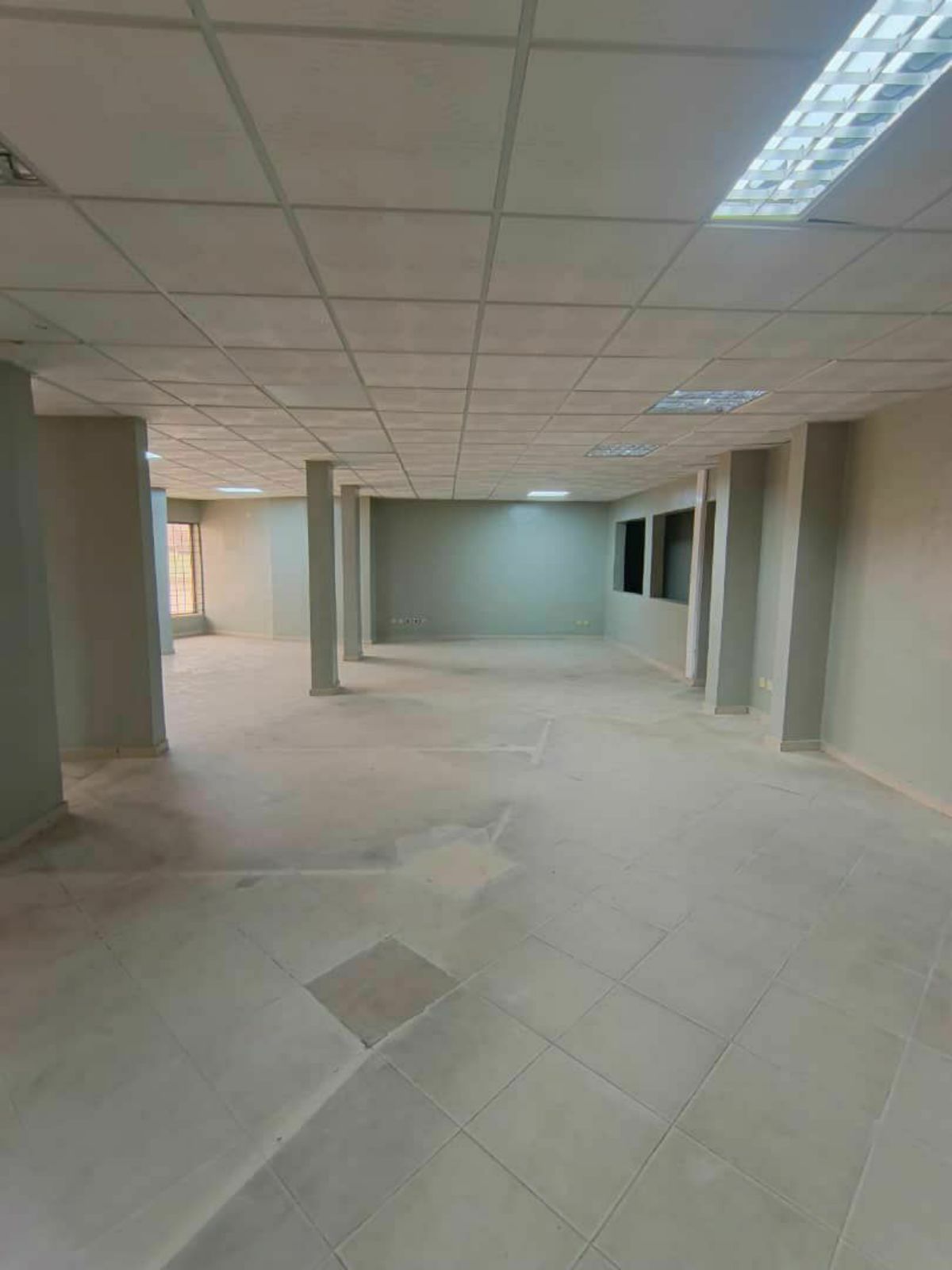 BUREAU BIEN VASTE À LOUER – COTONOU JÉRICHO - photo 3