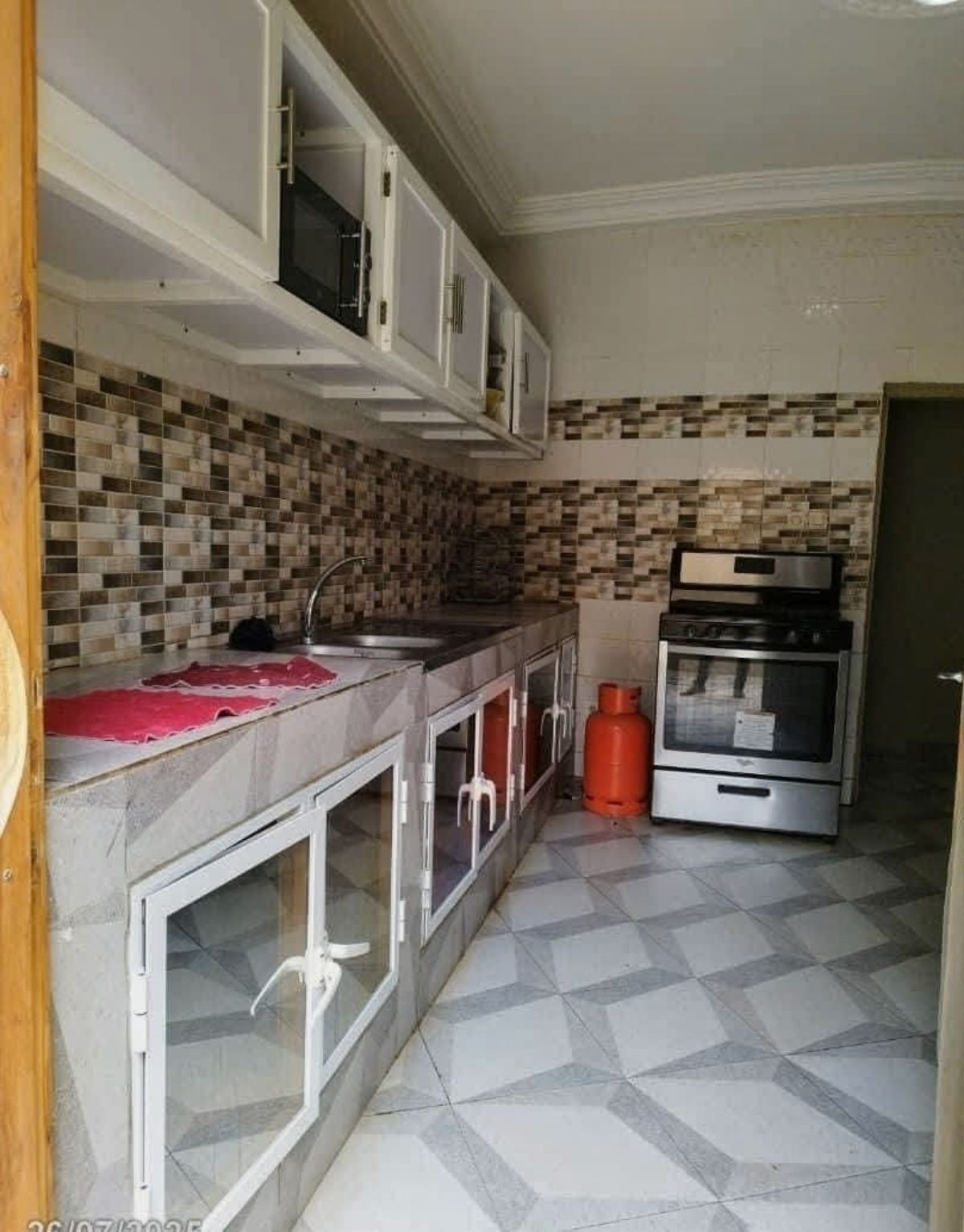 VILLA À LOUER COUR UNIQUE type DUPLEX À ADIDOGOMÉ - photo 3