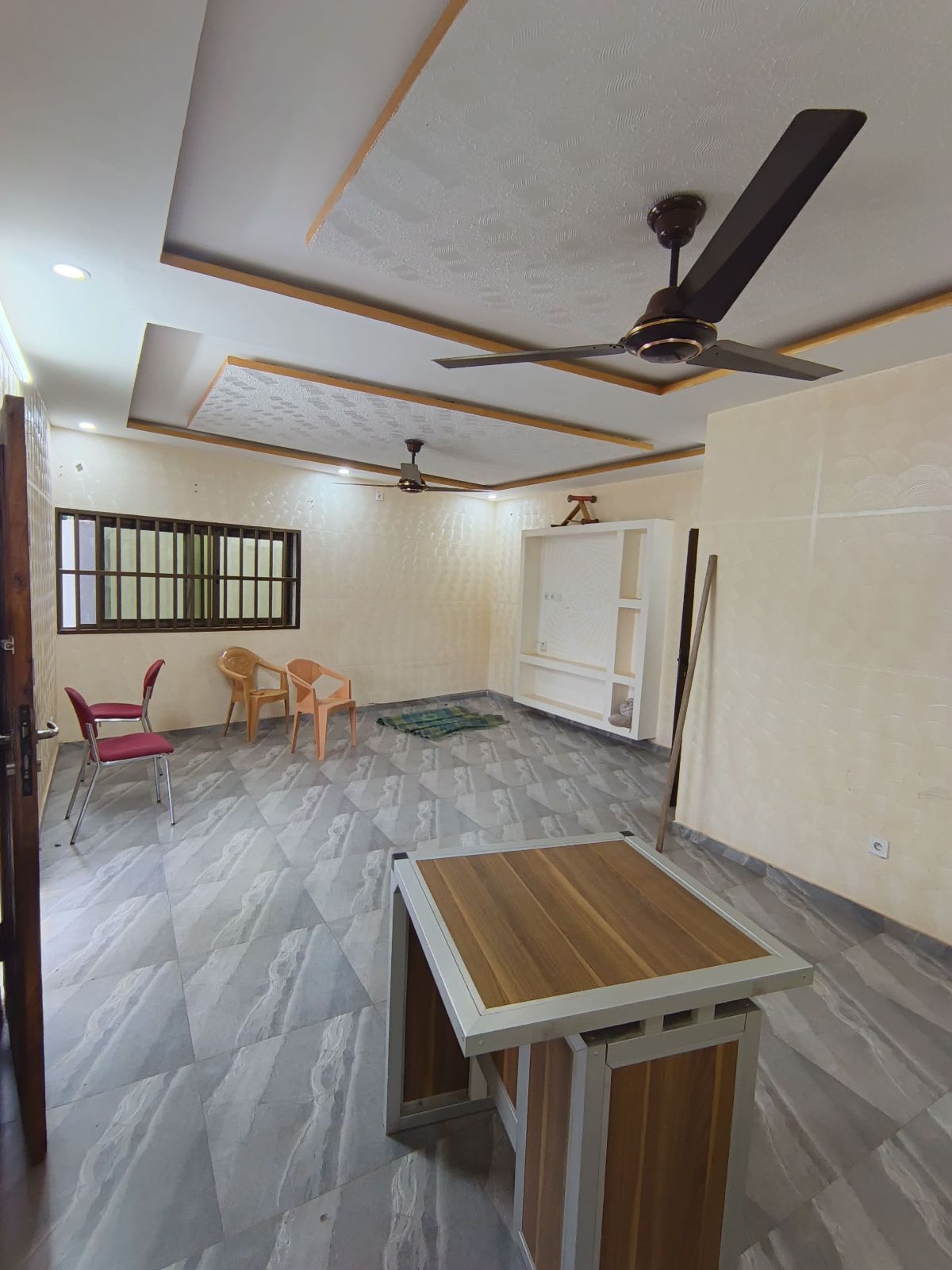 Villa 3 chambres salon_110mille_assigome