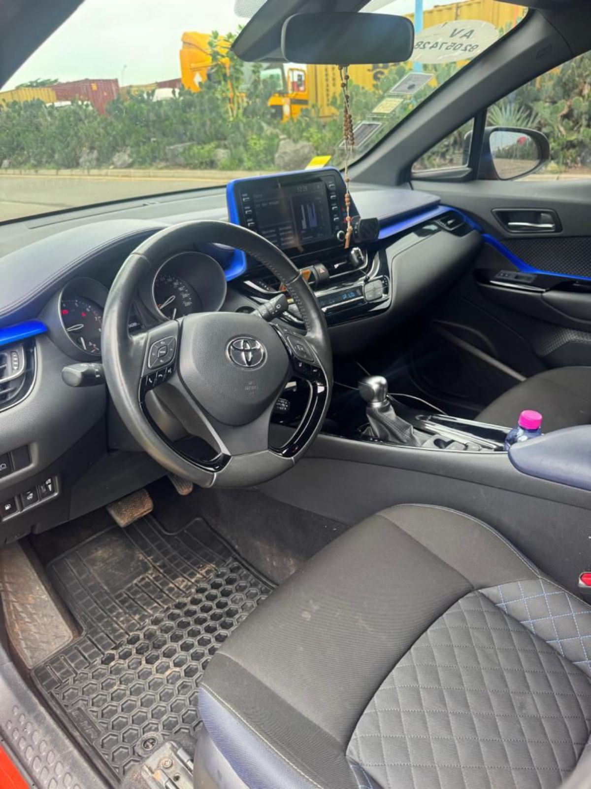 TOYOTA CH-R 2021 - photo 2