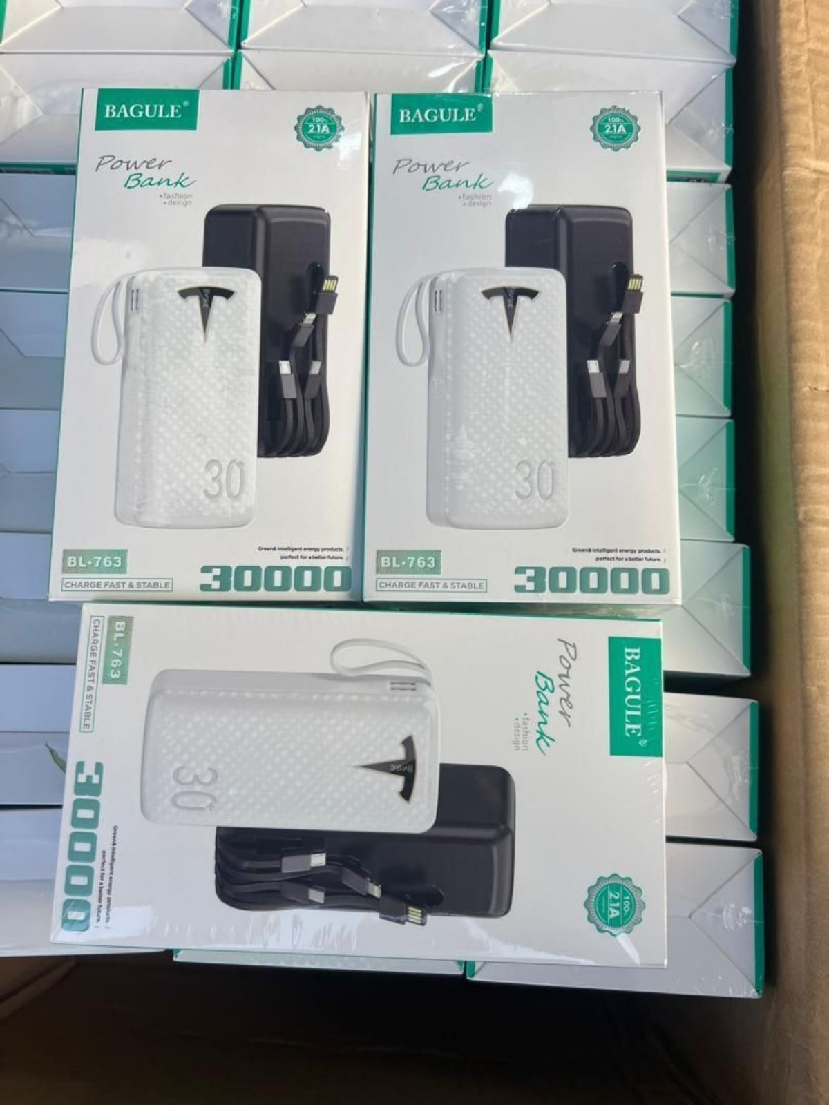 Power Banks - photo 3