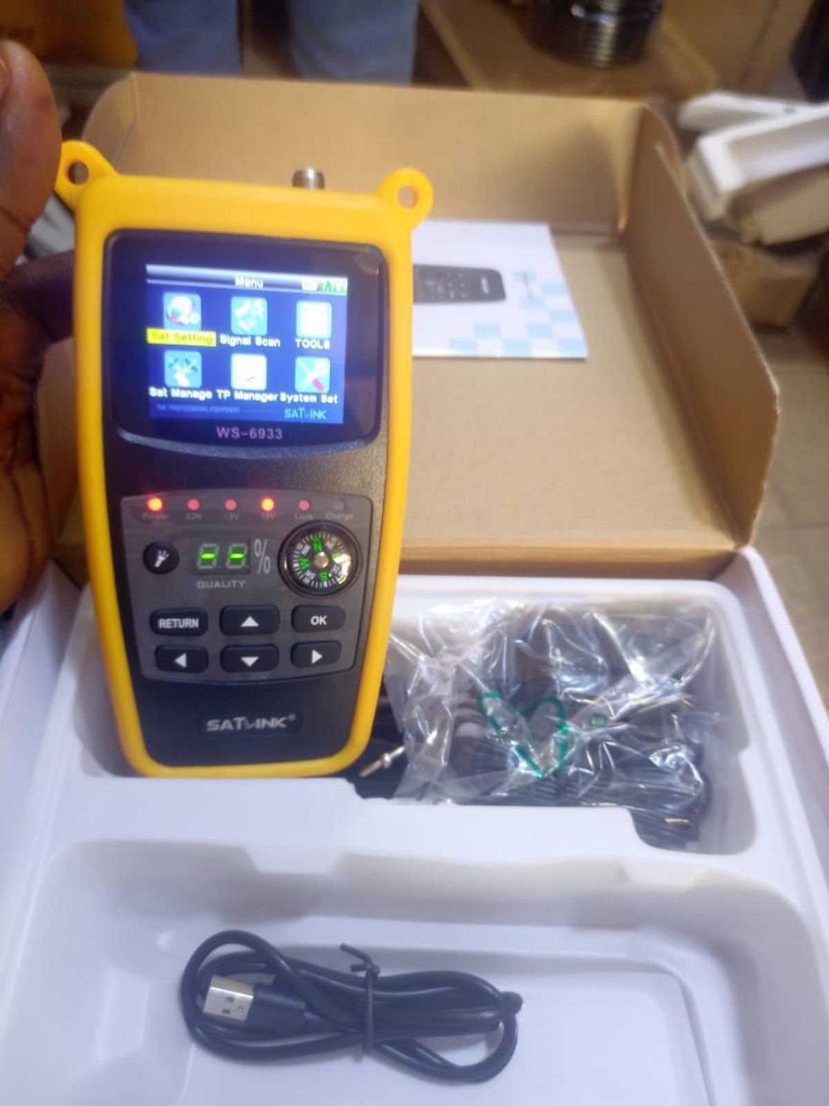 SATFINDER V8 ET SATLINK - photo 3