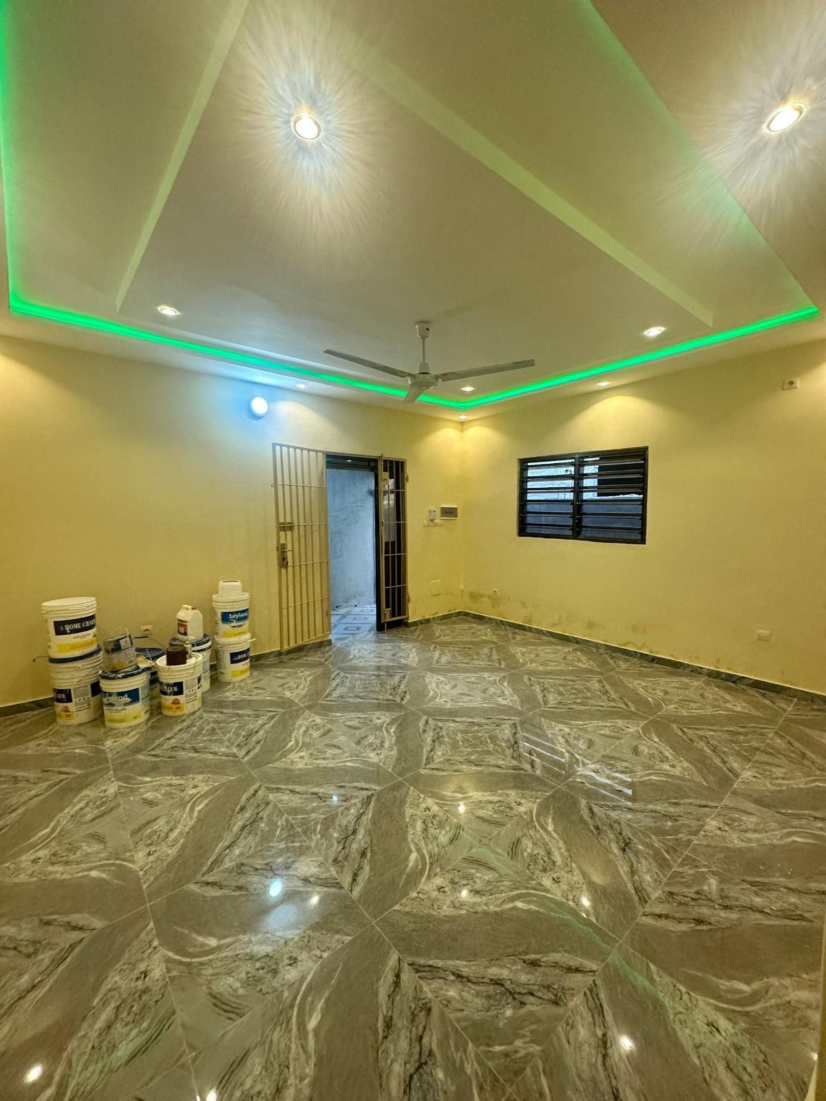 NOUVELLE CONSTRUCTION CHAMBRE SALON