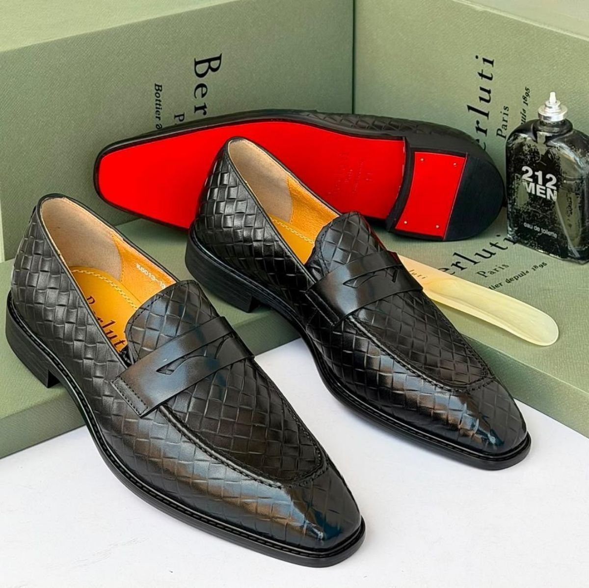 Soulier en cuir - photo 3