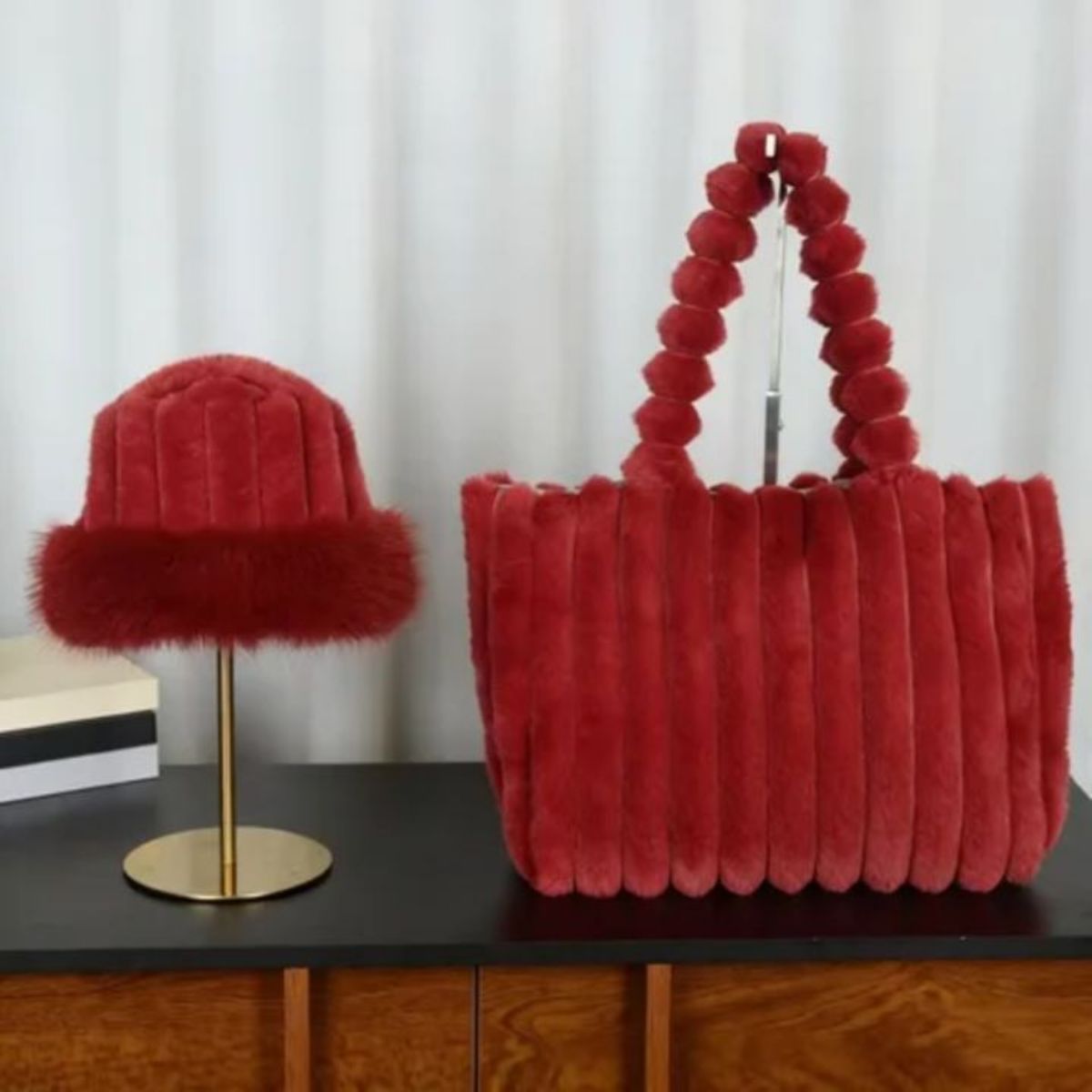 Chapeau et sacs - photo 2