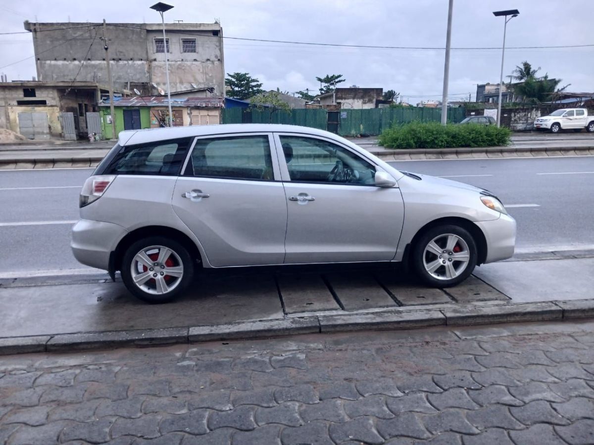 TOYOTA MATRIX 2006 à vendre