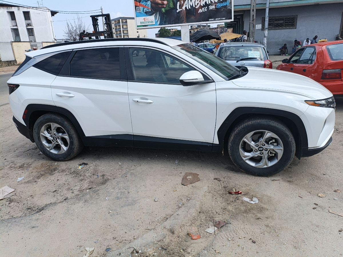 HYUNDAI TUCSON ANNÉE 2022 : TRES BELLE OCCASION - photo 2