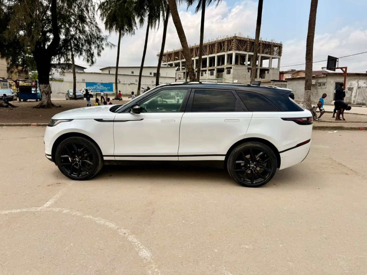 RANGE ROVER VELAR SUPER - photo 3