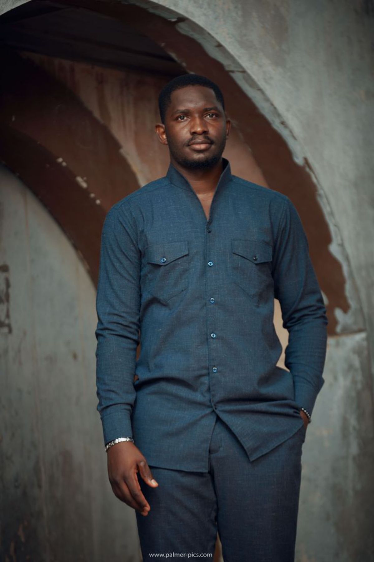 Chemise col tulipe homme