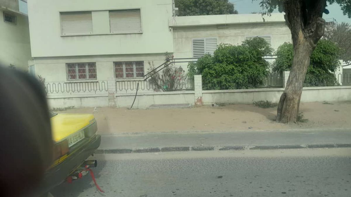 Terrain à vendre avec villa à démolir