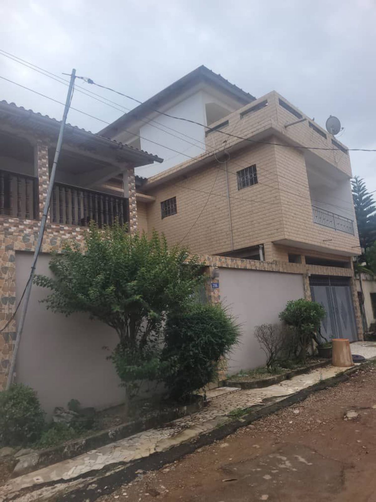 Villa duplex de 8 PIÈCES À vendre - photo 2