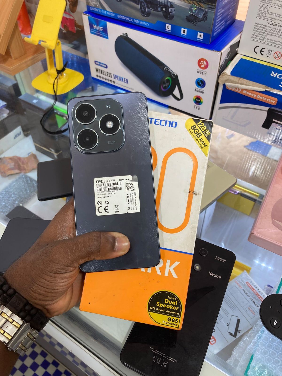 Tecno spark 20 128gb