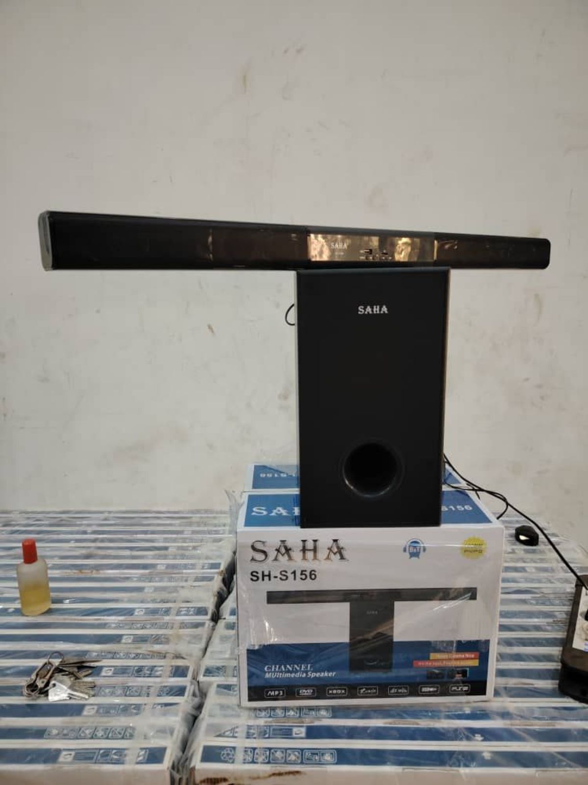 Barre de son saha s 156