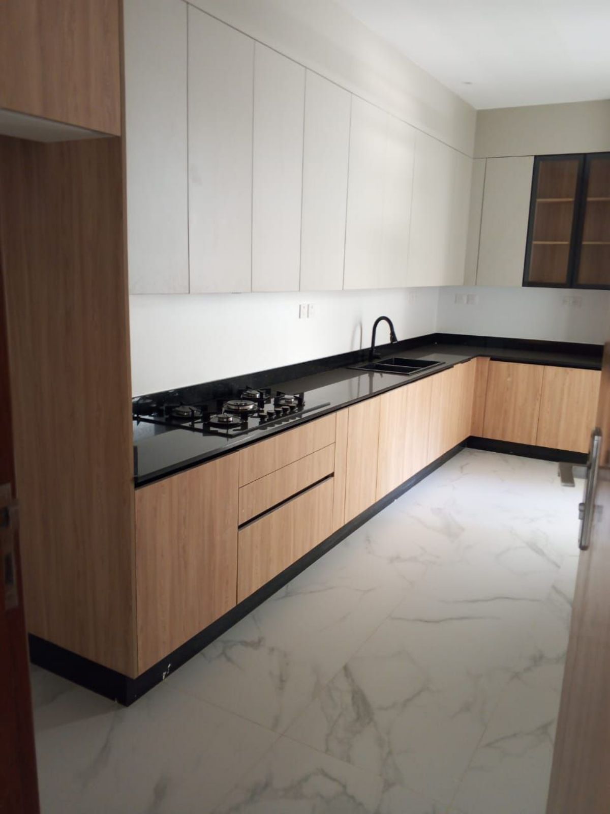 Appartement à louer au Point E - photo 3
