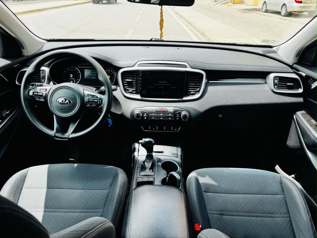 KIA Sorento - photo 3
