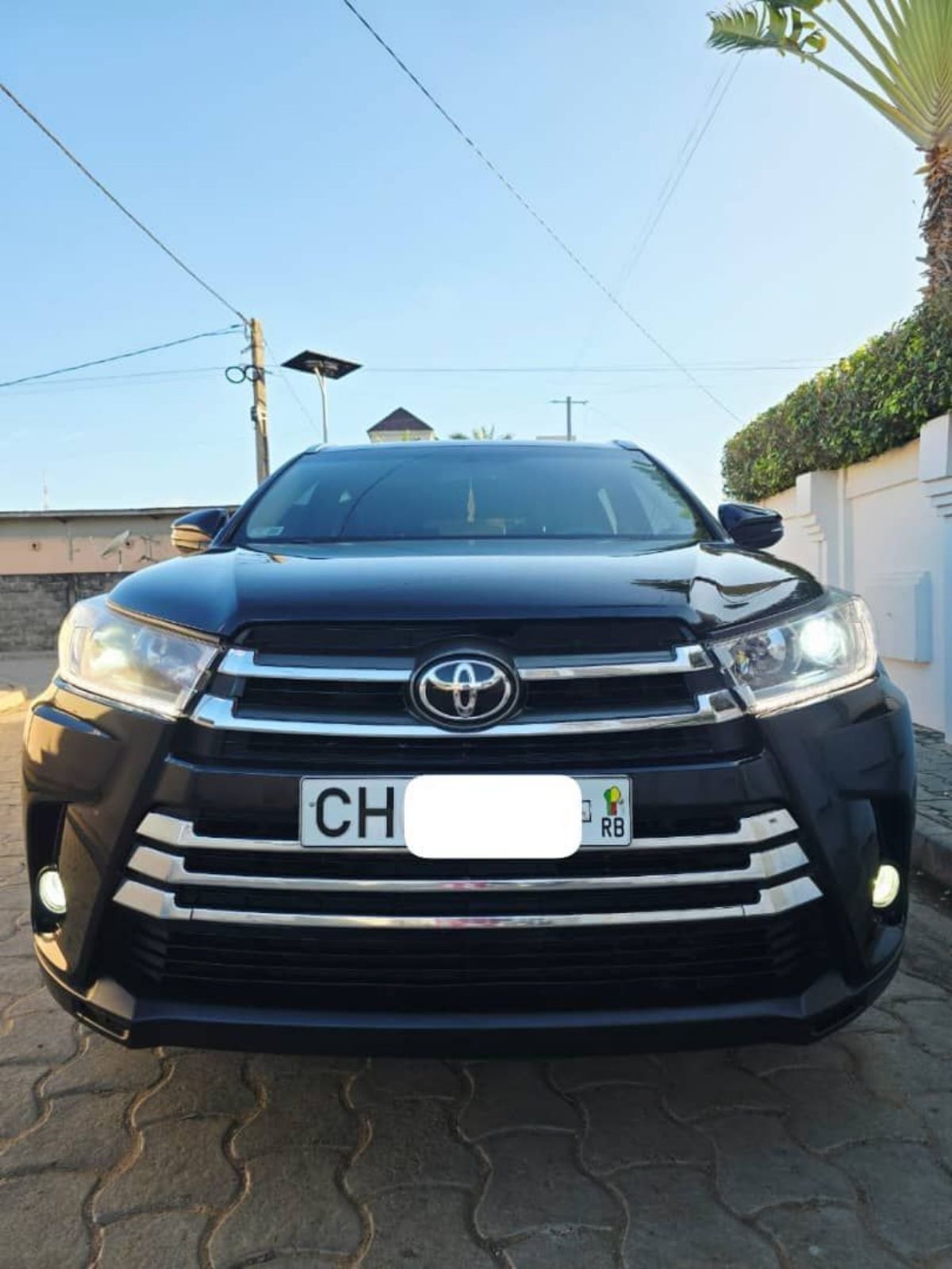 Toyota Highlander XLE AWD