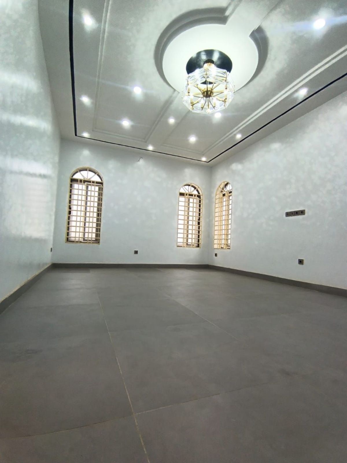 VILLA MAGNIFIQUE À VENDRE (SEGBE AKATO) - photo 3