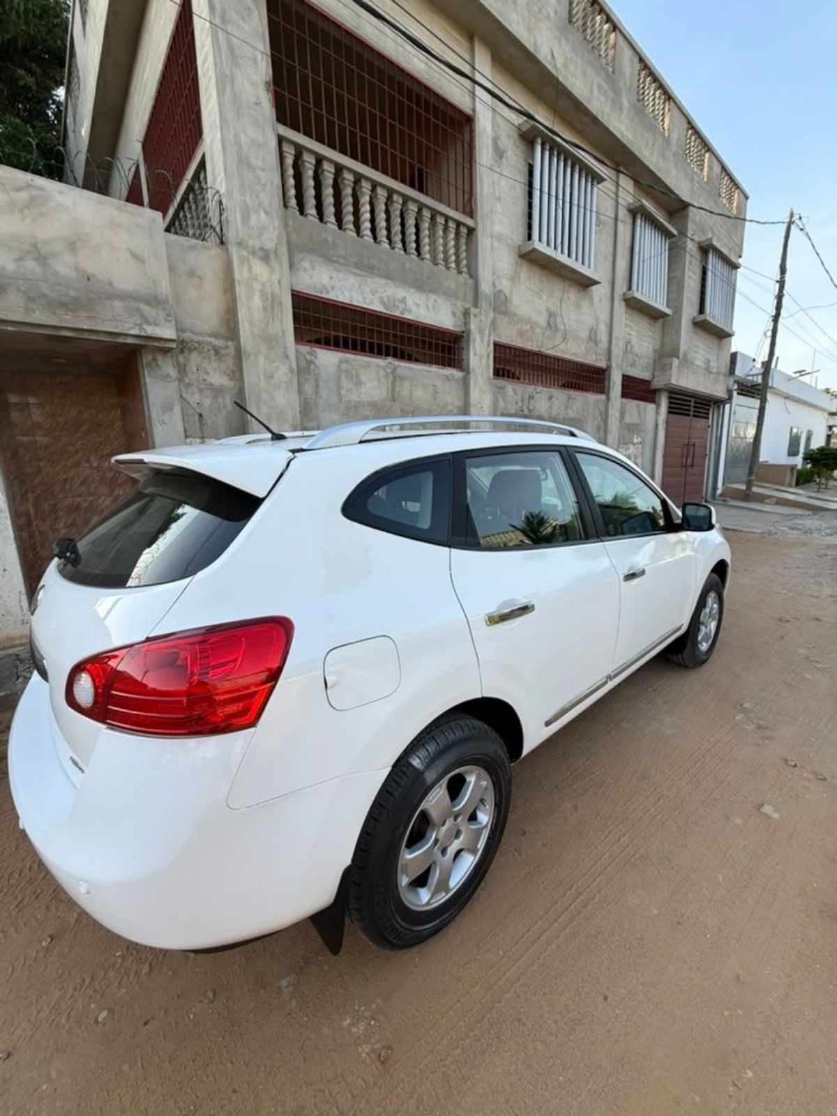 Nissan Rogue - photo 3