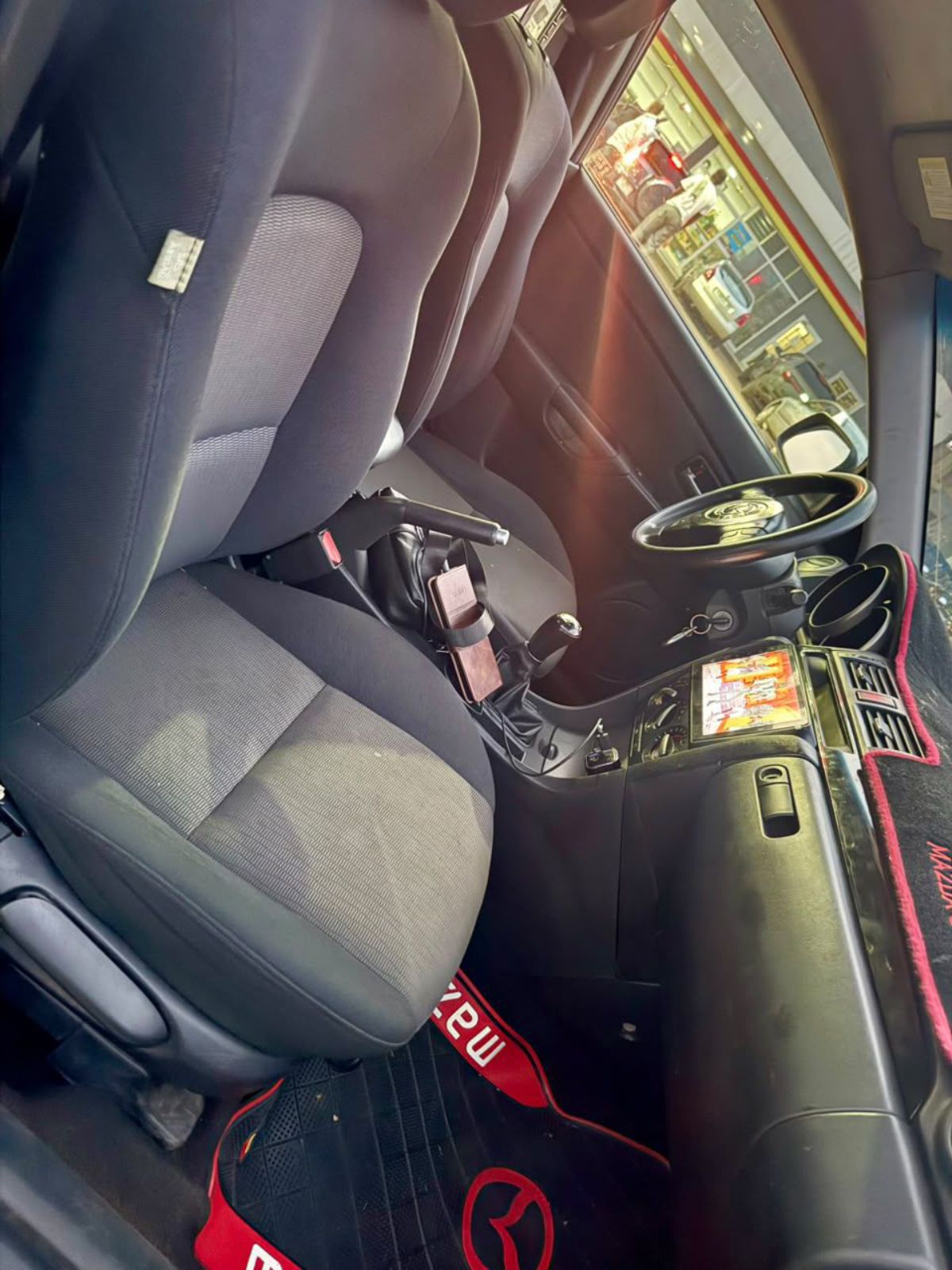 Mazda 3 Berline - photo 2