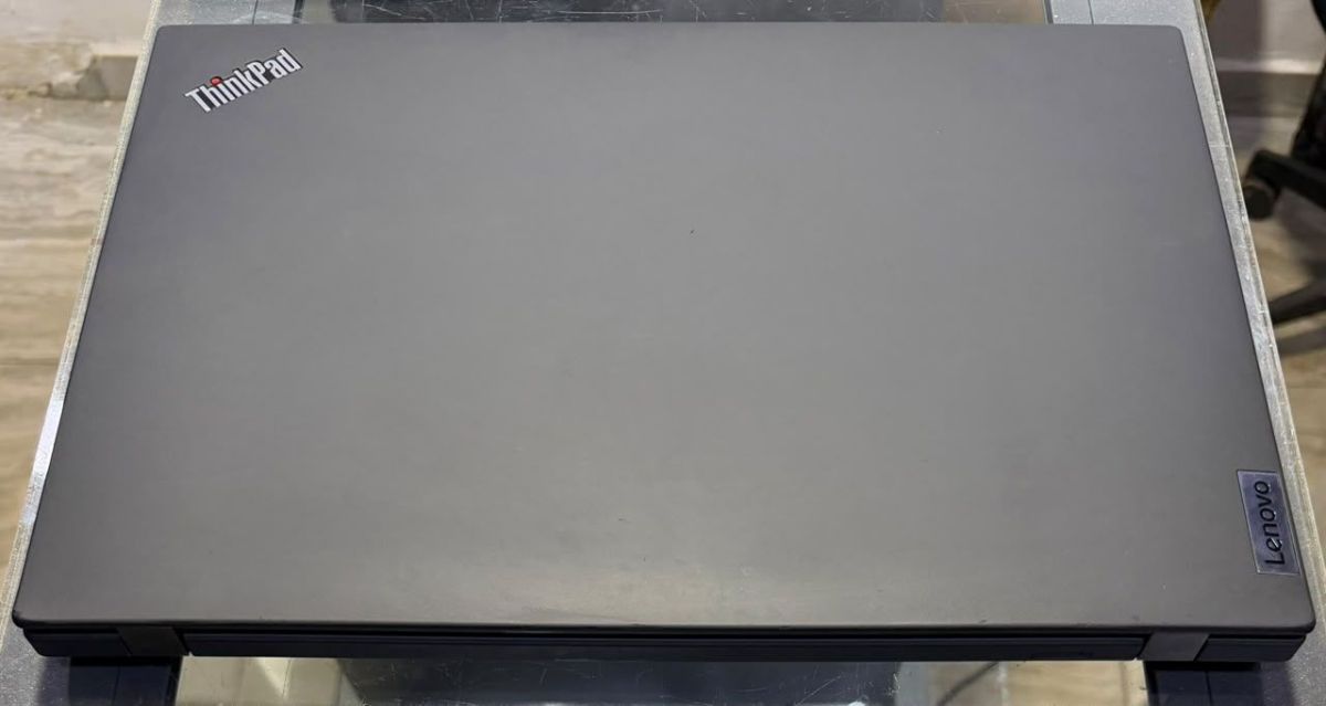 PC Lenovo Thinkpad P16s  G2 Ryzen 7 13Th Générati