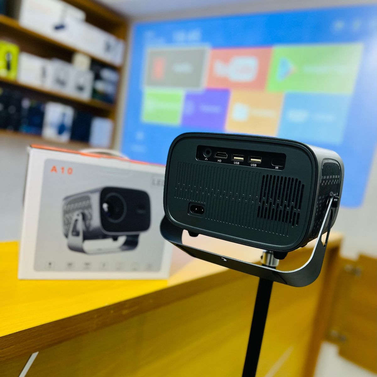 PROJECTEUR VIDÉO ANDROID 4K A10 PLUS