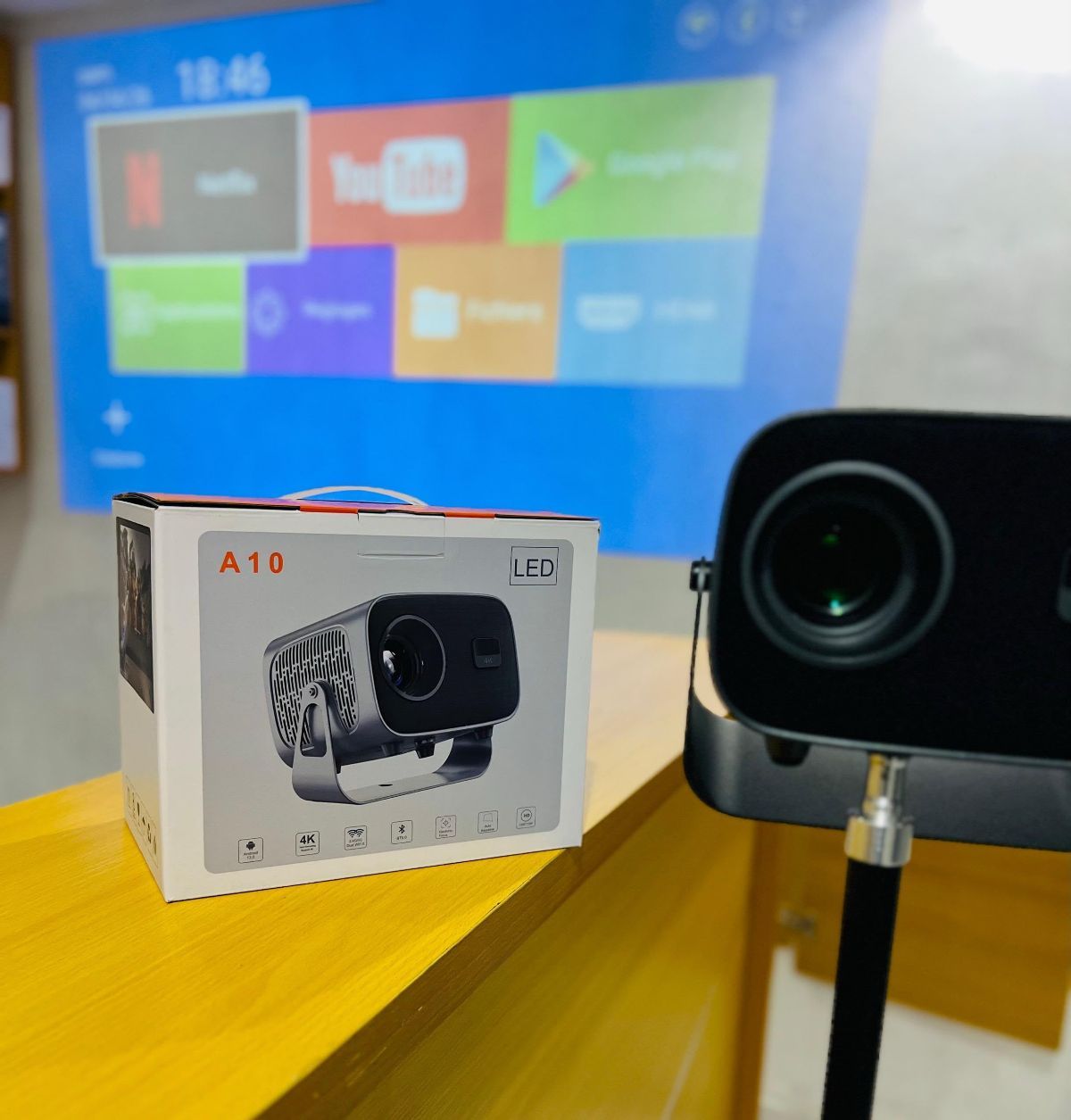 PROJECTEUR VIDÉO ANDROID 4K A10 PLUS - photo 3