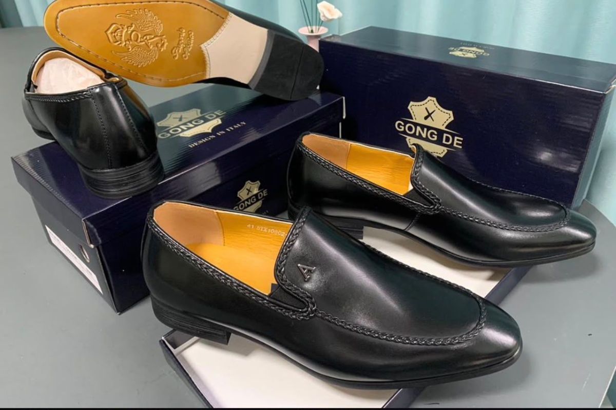 Soulier en cuir - photo 3